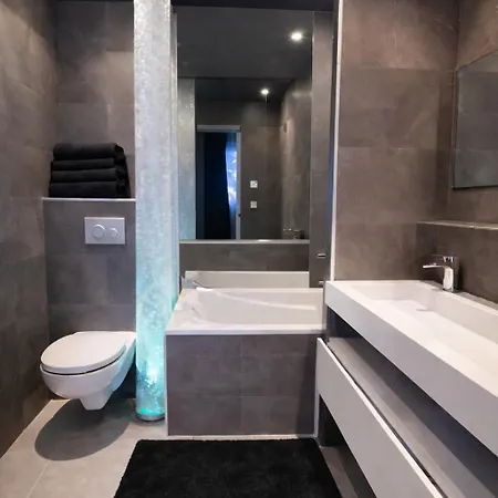 Apartmán 5 Etoiles, 2 Chambres, Vue Plein Sud, Clim, Luxe